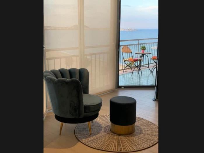 Apartamento Torre Valentina Frente Al Mar กาลองเย ภายนอก รูปภาพ